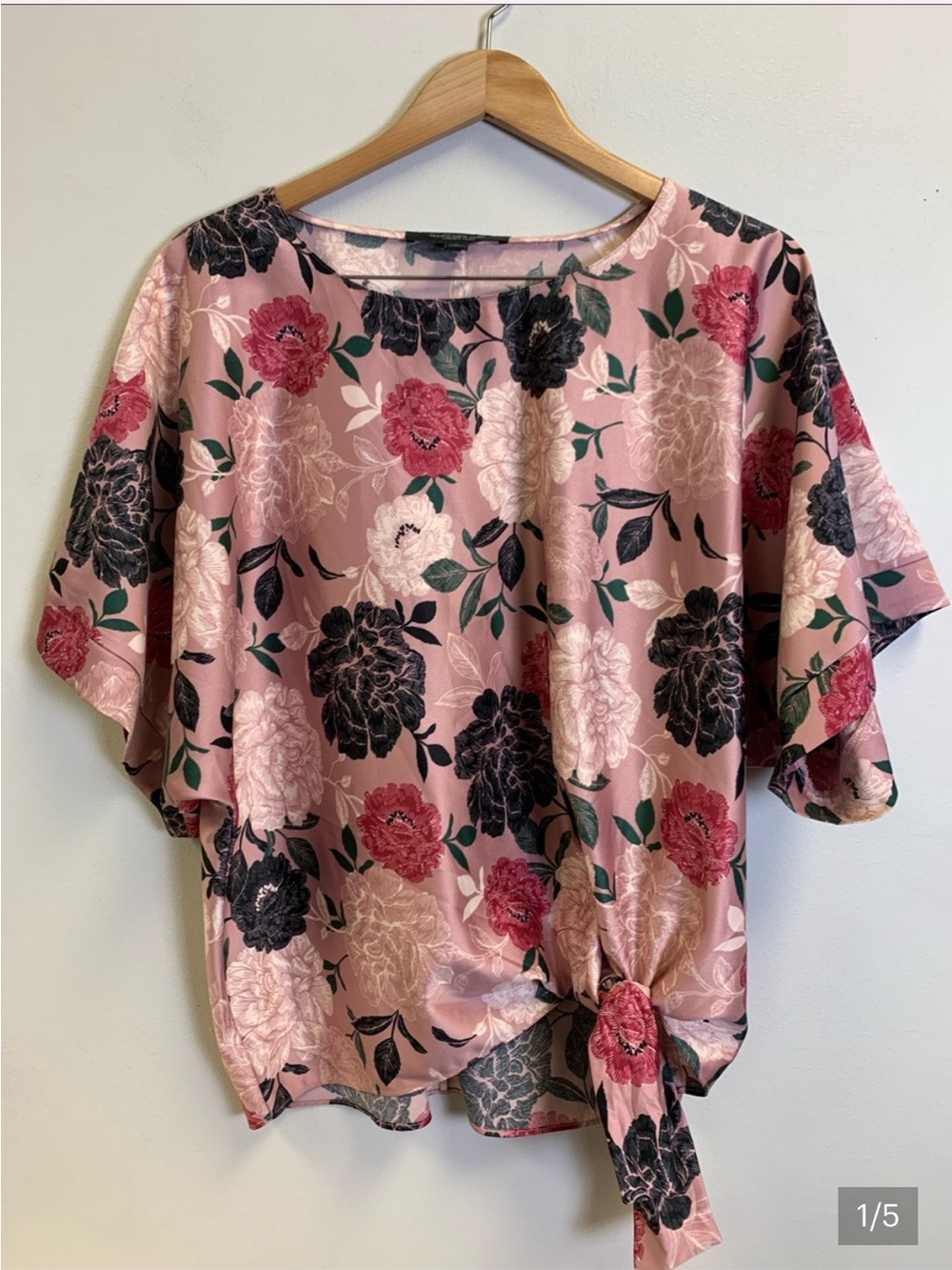 Marc New York Pink Floral Tie-Hem Blouse